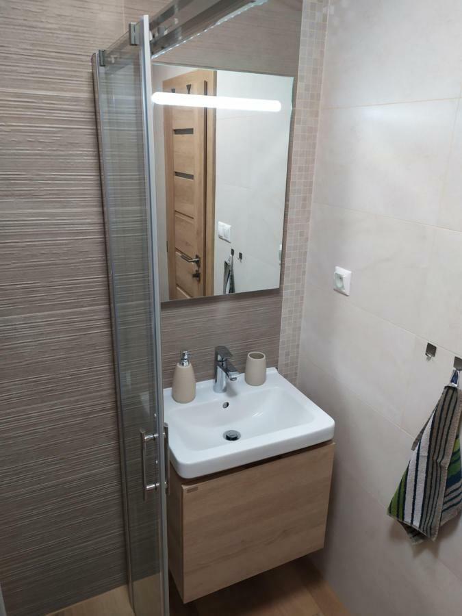 Apartman Lilu - タトランスカ・ ロムニツァ エクステリア 写真